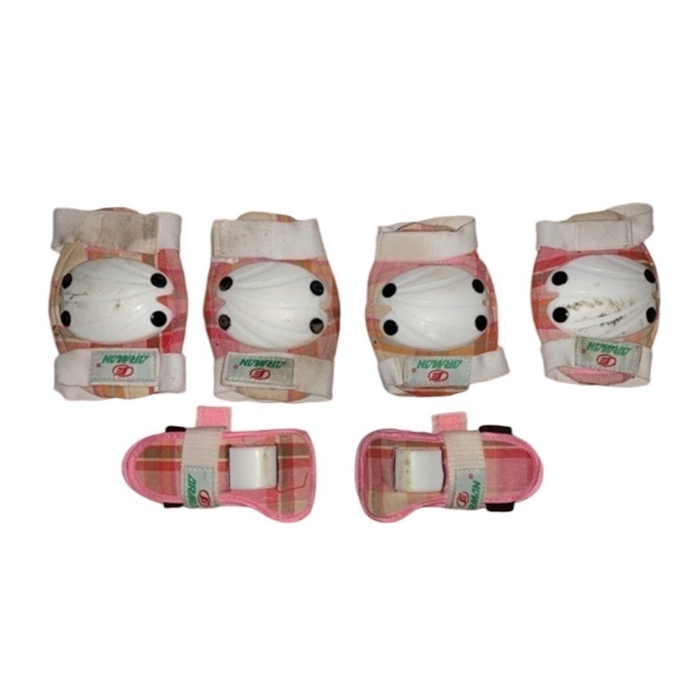 Arman Knee and Wrist Pads For Kids - Picture 5 of 5